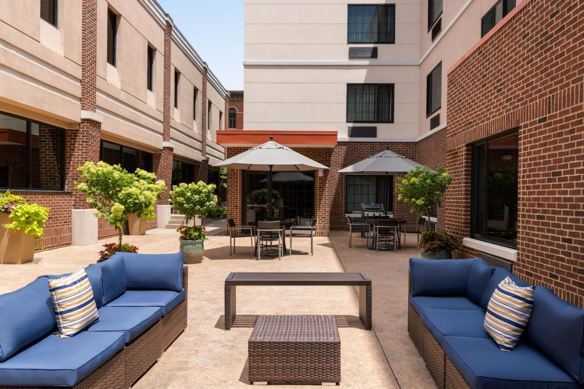 Towneplace Suites By Marriott Williamsport Exteriör bild