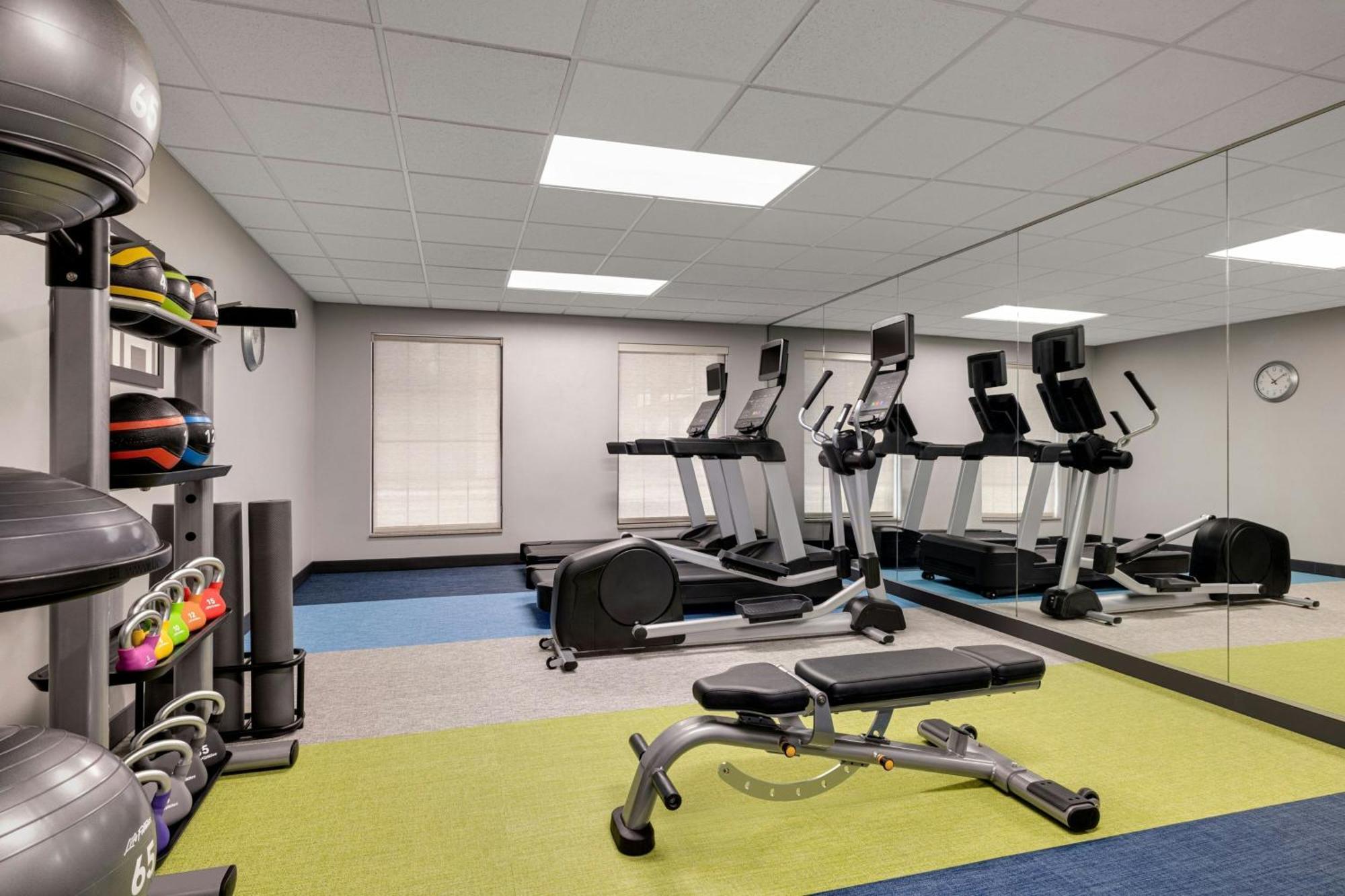 Towneplace Suites By Marriott Williamsport Exteriör bild